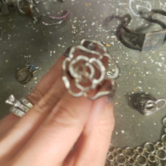 Jewelry bundle - Picture 4 of 8